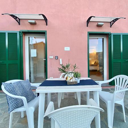 Alla Casa Rosa, Peaceful Apartment Surrounded By Greenery With Free Parking, Wifi & Air Conditioning Rapallo Exterior photo