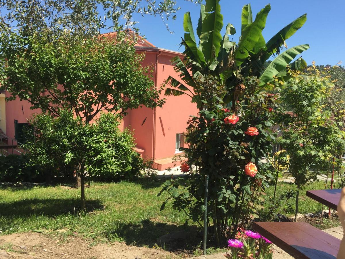 Alla Casa Rosa, Peaceful Apartment Surrounded By Greenery With Free Parking, Wifi & Air Conditioning Rapallo Exterior photo