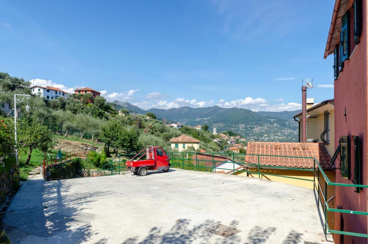 Alla Casa Rosa, Peaceful Apartment Surrounded By Greenery With Free Parking, Wifi & Air Conditioning Rapallo Exterior photo