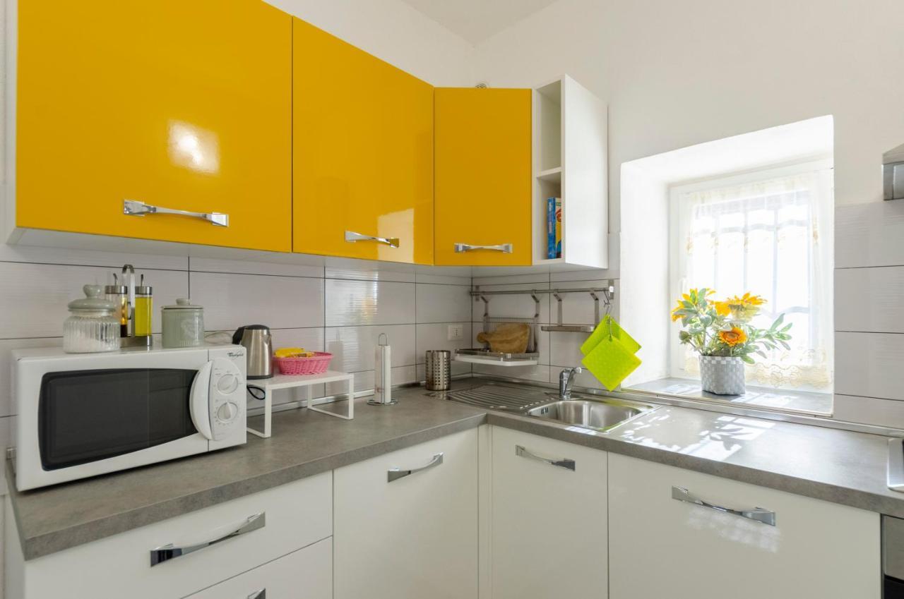 Alla Casa Rosa, Peaceful Apartment Surrounded By Greenery With Free Parking, Wifi & Air Conditioning Rapallo Exterior photo