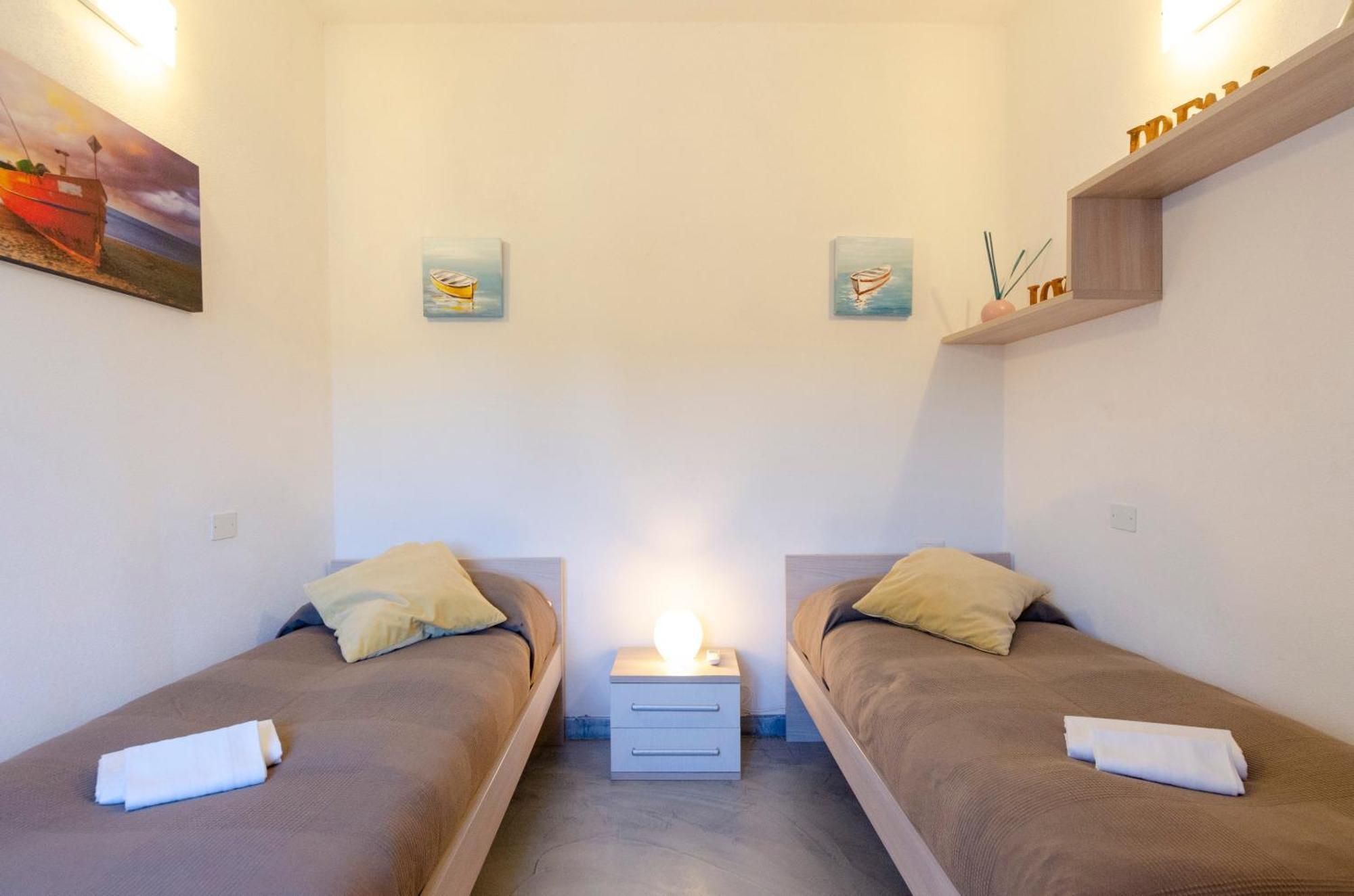 Alla Casa Rosa, Peaceful Apartment Surrounded By Greenery With Free Parking, Wifi & Air Conditioning Rapallo Exterior photo
