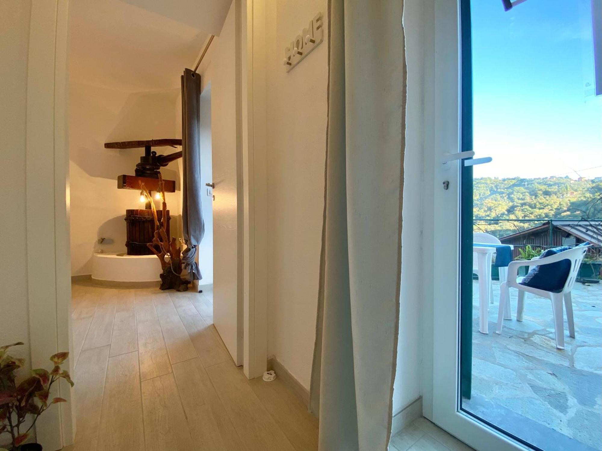 Alla Casa Rosa, Peaceful Apartment Surrounded By Greenery With Free Parking, Wifi & Air Conditioning Rapallo Exterior photo
